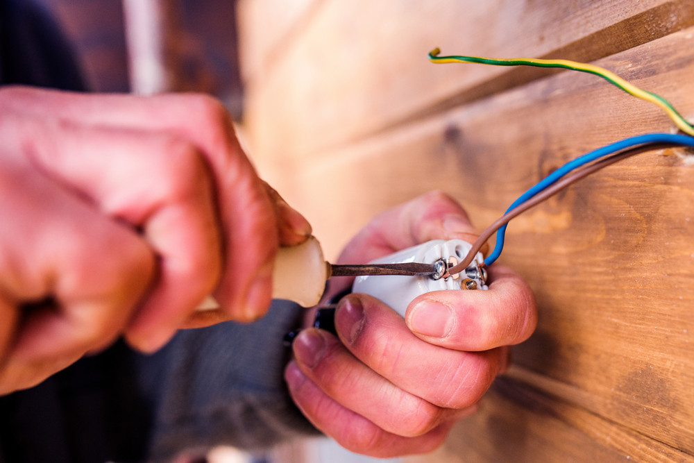 4 Qualities to Look for in an Electrician